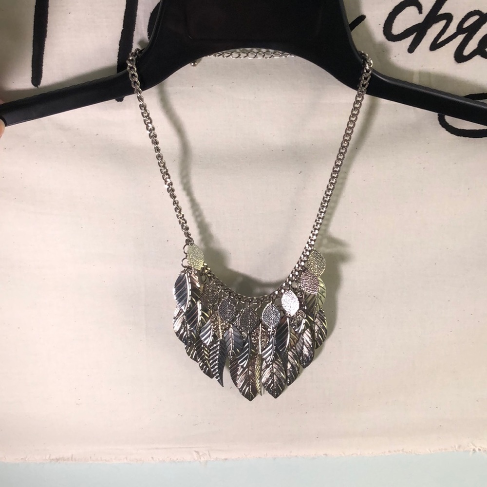 Leafy statement necklace